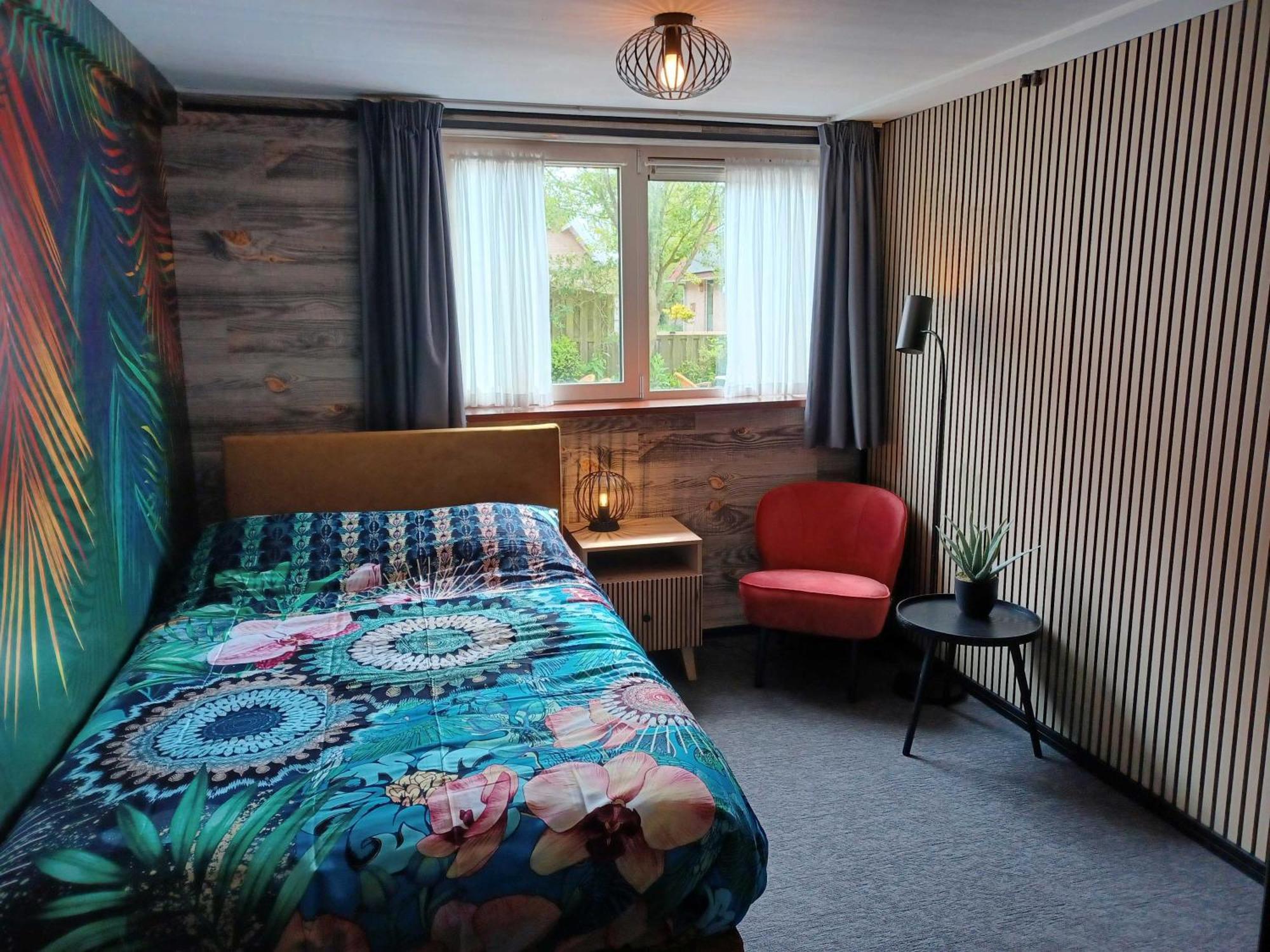 Hotel Dichtbijzee Oosterend  Екстер'єр фото