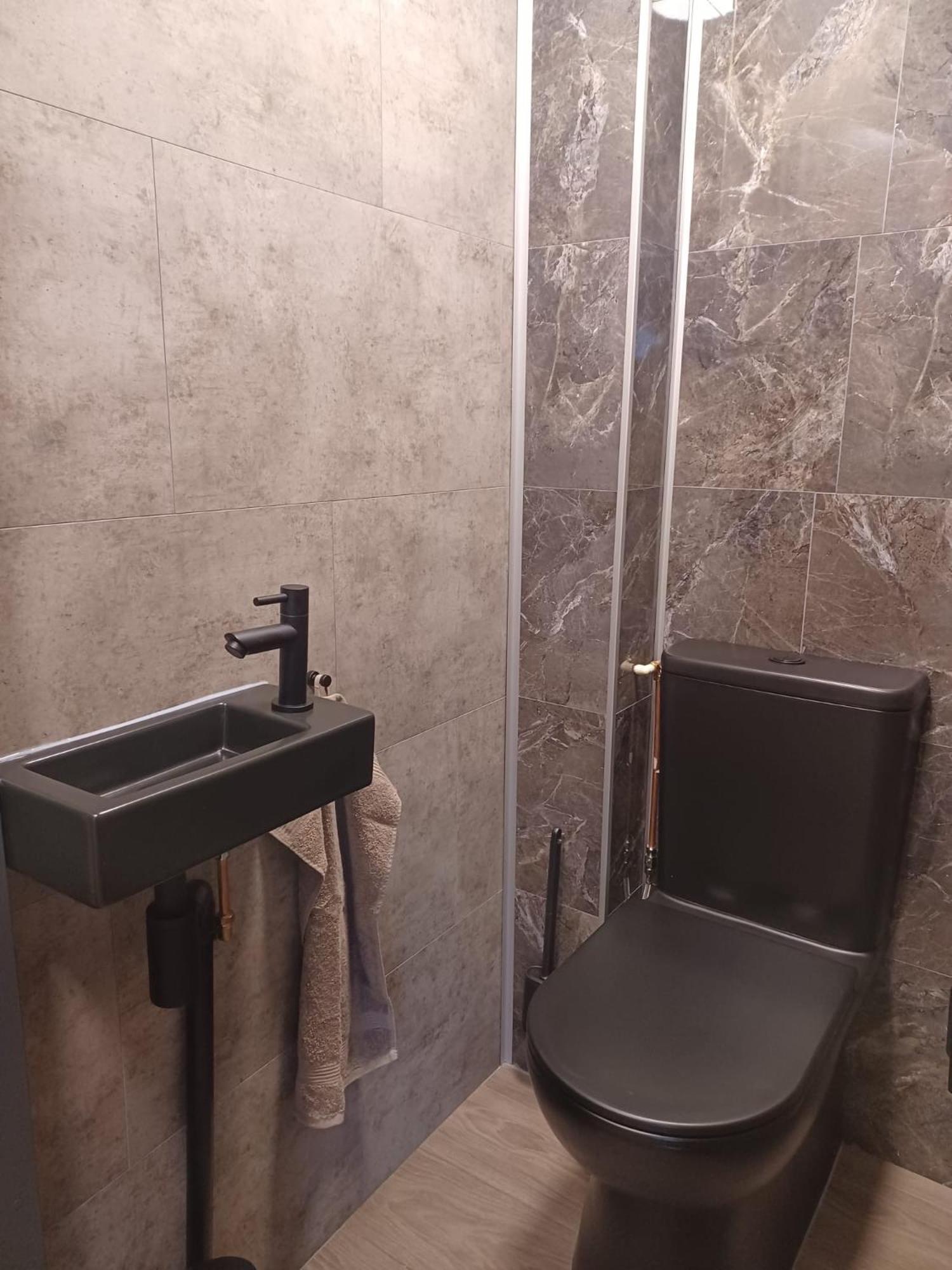 Hotel Dichtbijzee Oosterend  Екстер'єр фото